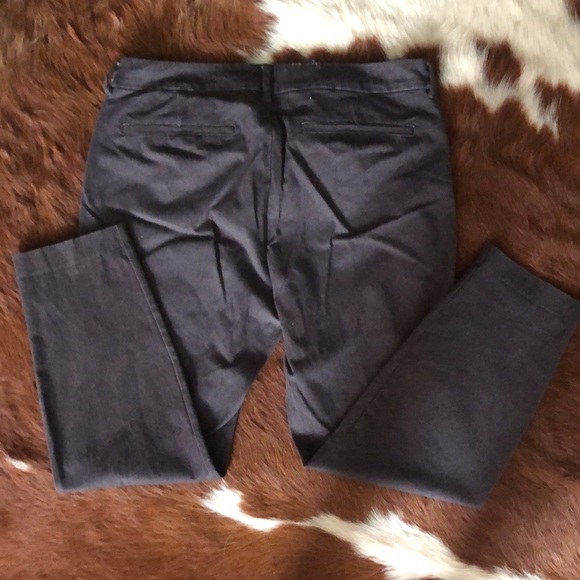 Old Navy Pixie Pants. Used. - Picture 5 of 6